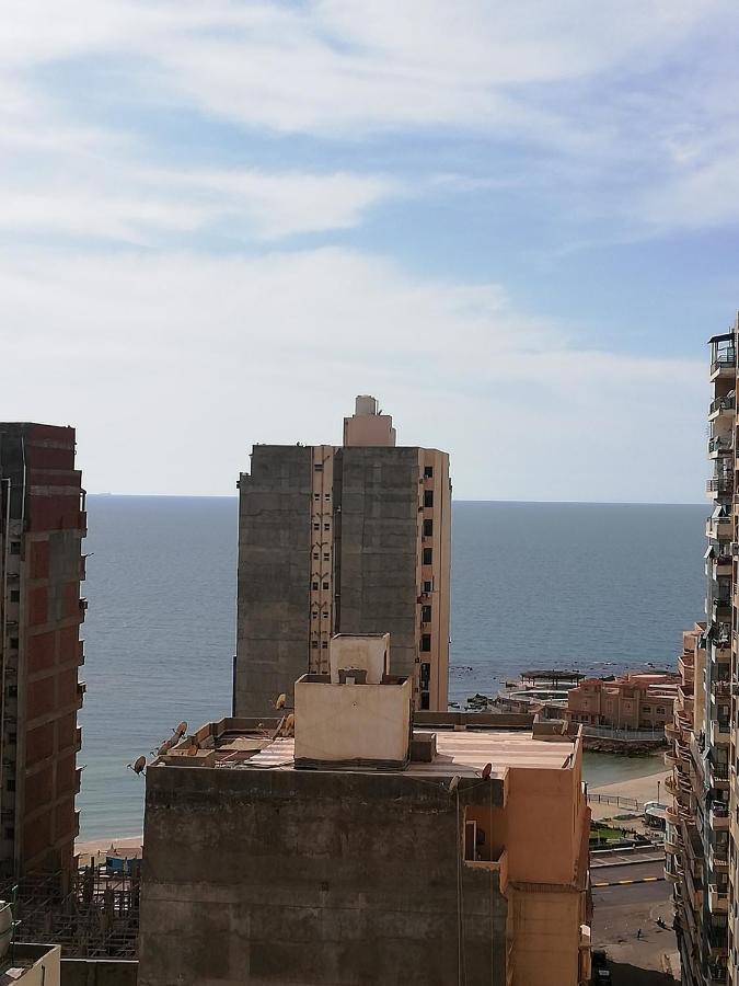Maxim Apartment *